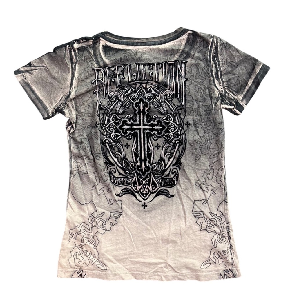 Y2K Affliction Grunge V Neck T Shirt XS